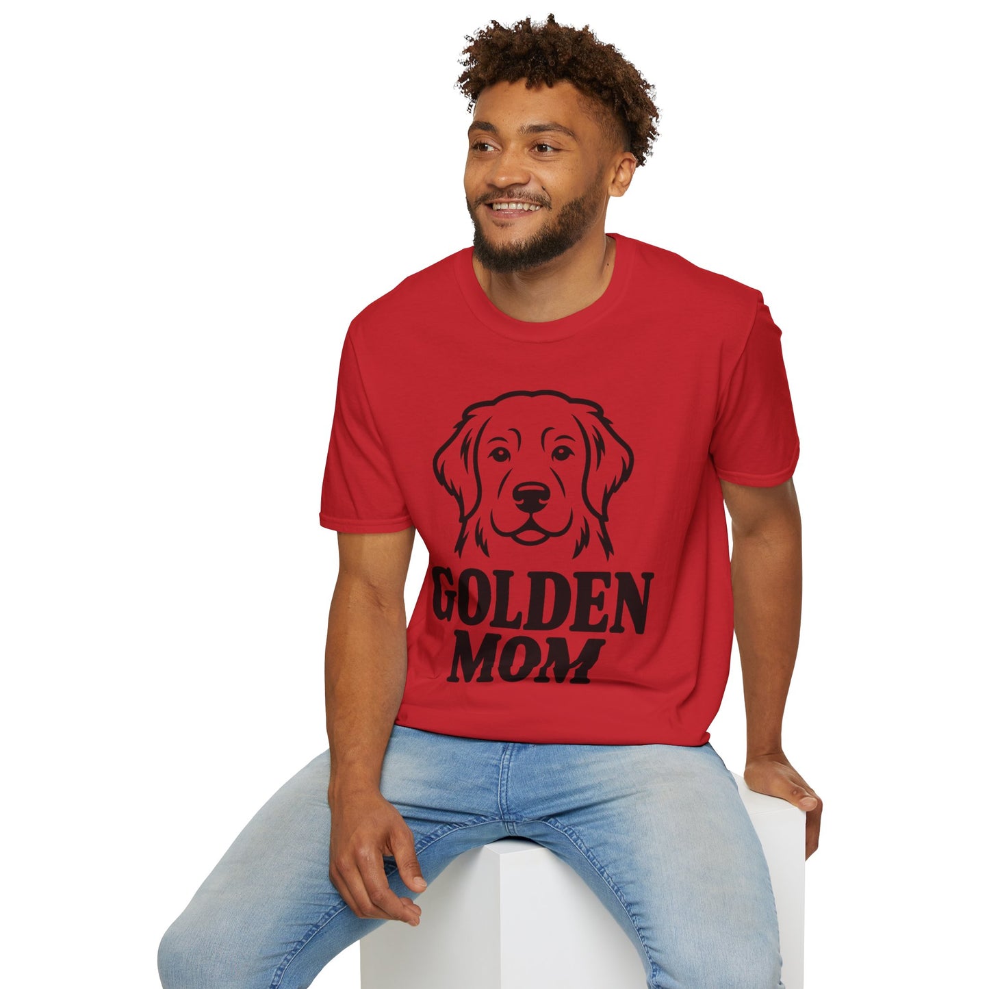 Golden Mom T-Shirt — Minimalist Golden Retriever Dog Mom Tee
