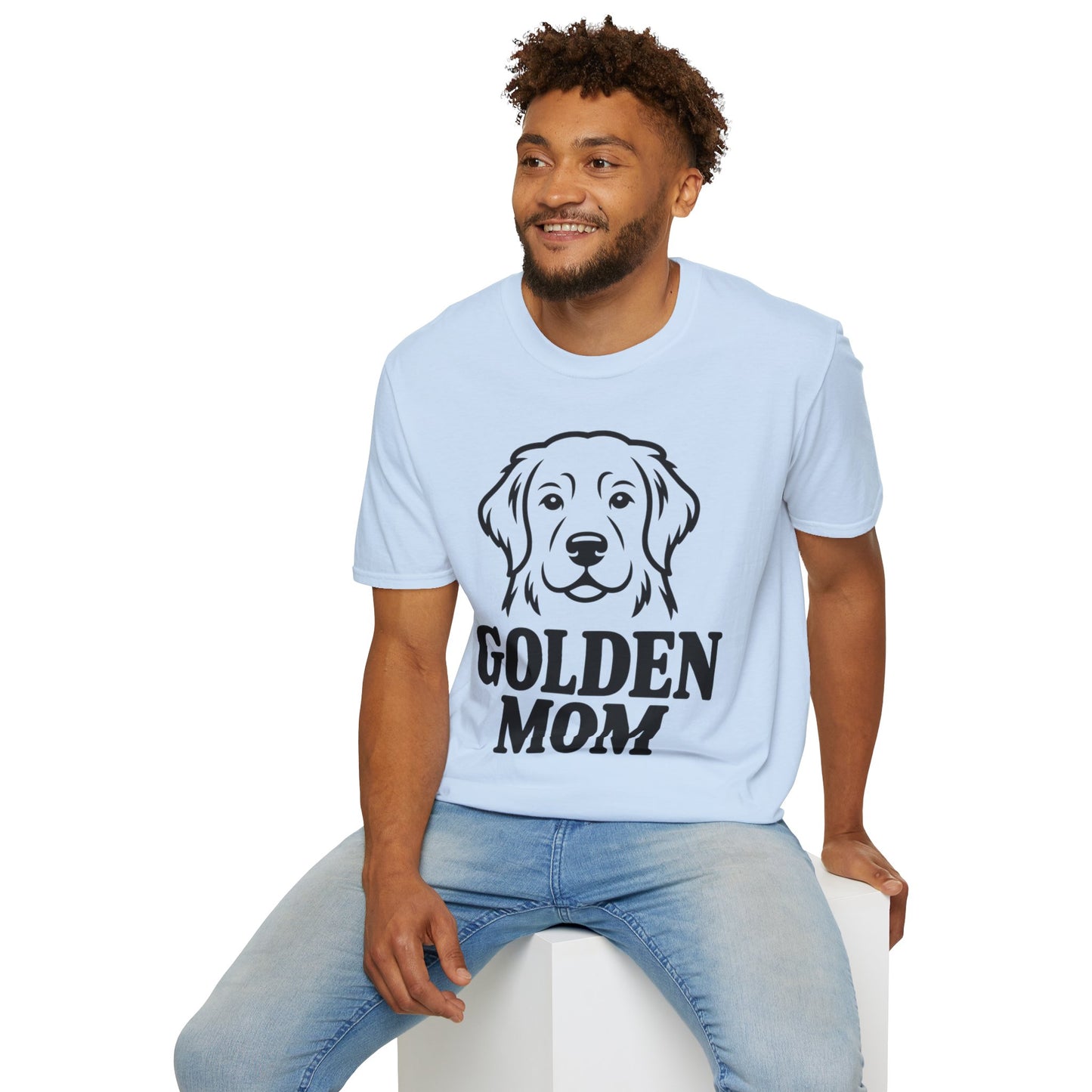 Golden Mom T-Shirt — Minimalist Golden Retriever Dog Mom Tee